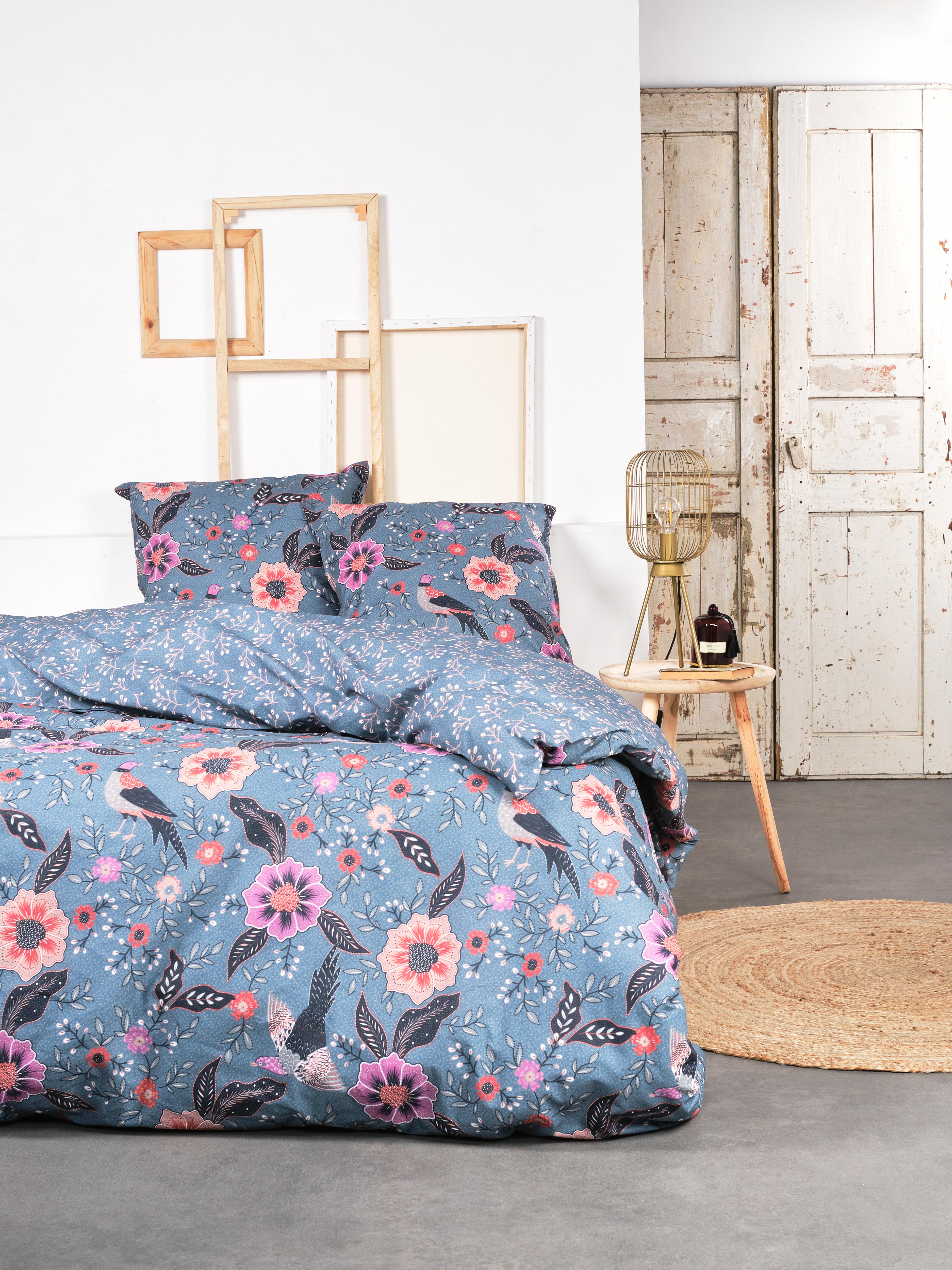 PARURE 200X210CM ET 2 TAIES OREILLERS 65X65CM 57 FILS 11.12