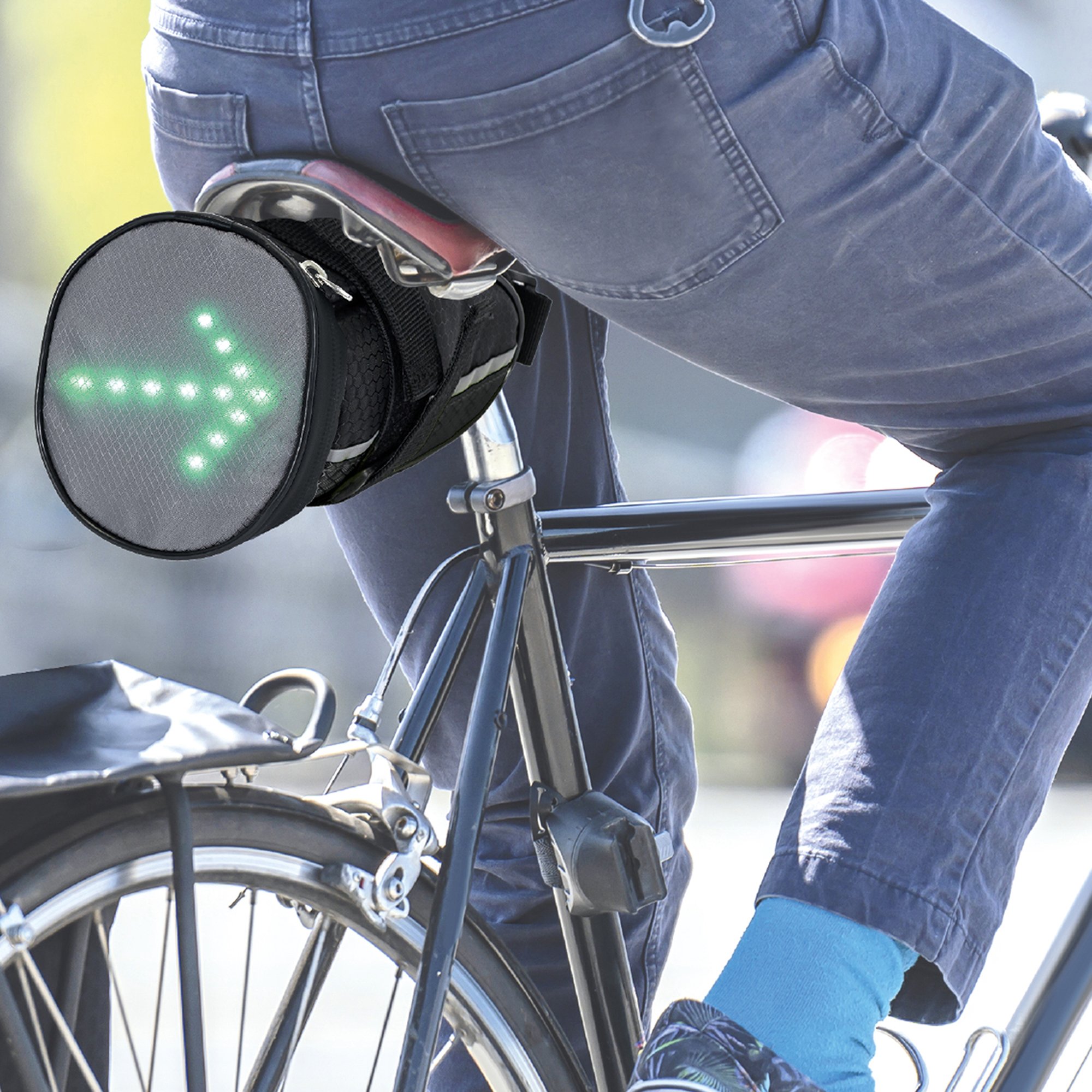 Gilet de sécurité LED vélo clignotant et télécommande - Fond noir