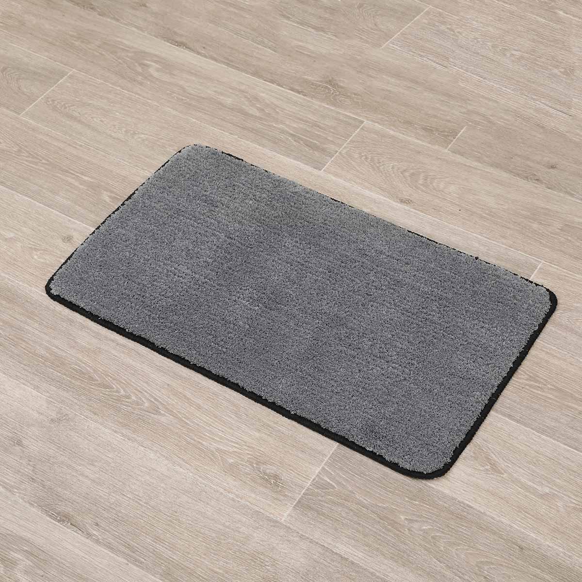 TAPIS MICROFIBRE DOUX DESSOUS LATEX 45X75CM GRIS