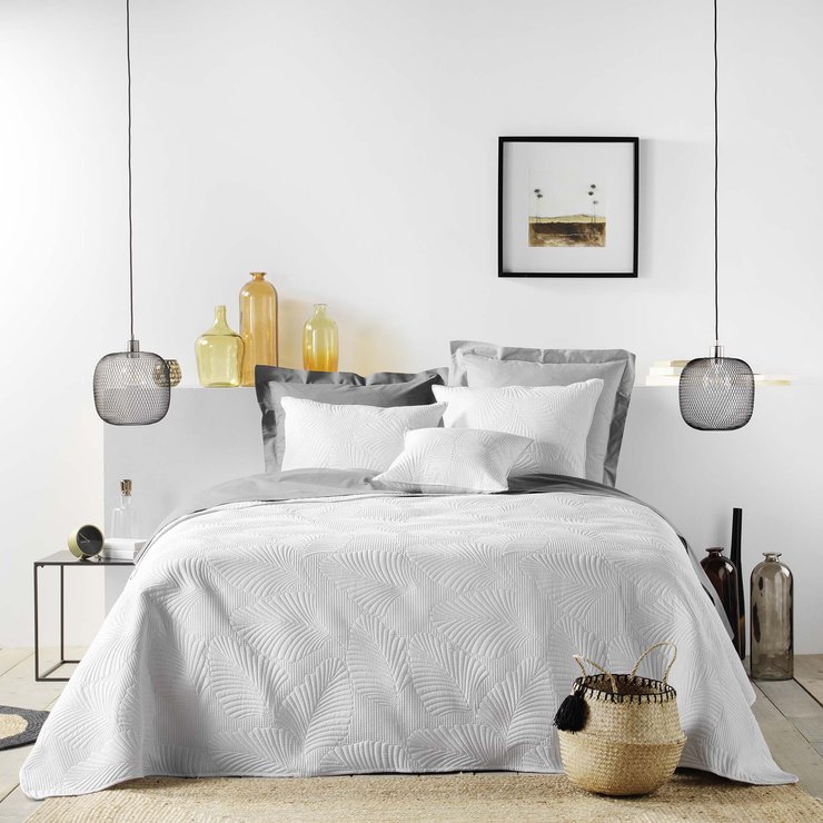 COUVRE LIT 2 PERSONNES MATELASSE 220X240CM COLOMBINE BLANC